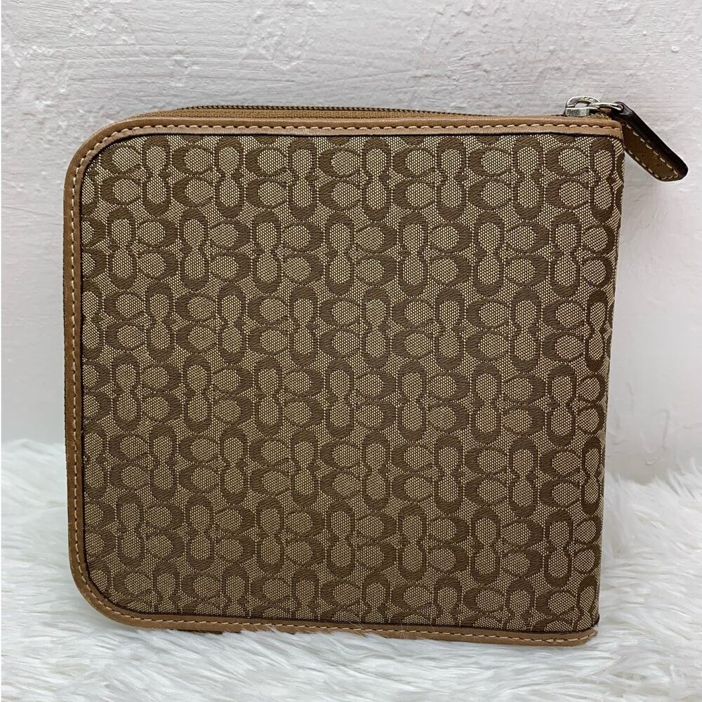 Vintage COACH Brown Signature Canvas CD Case - Picture 2 of 12